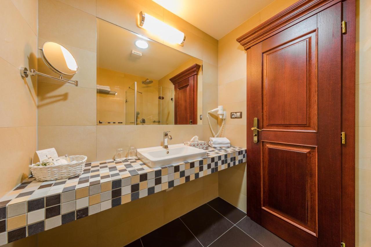 Boutique Hotel Pri Mlyne Лозорно Екстер'єр фото