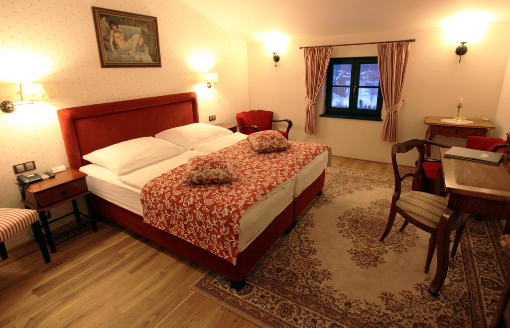 Boutique Hotel Pri Mlyne Лозорно Екстер'єр фото