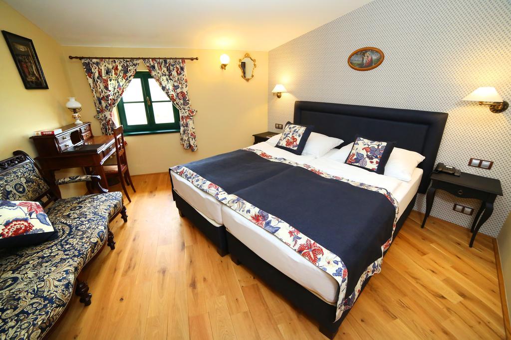 Boutique Hotel Pri Mlyne Лозорно Екстер'єр фото